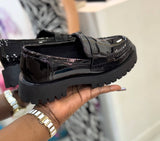 Hitch-06 Black Loafers
