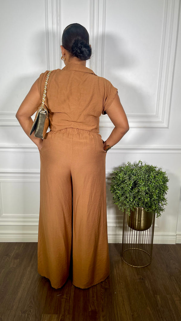 Antoinette Solid Top And Pants Set